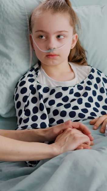 Какие симптомы сопровождают язвочки у ребенка возле ануса?