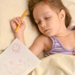 Как правильно нарисовать ребенка: пошаговая инструкция