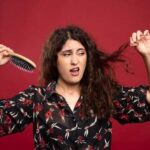 Как распутать сильно запутанные волосы: 7 советов для легкого расчесывания