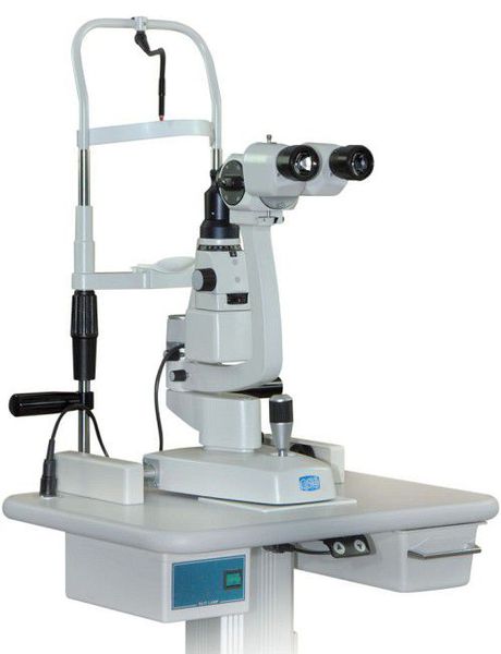 Офтальмологический микроскоп