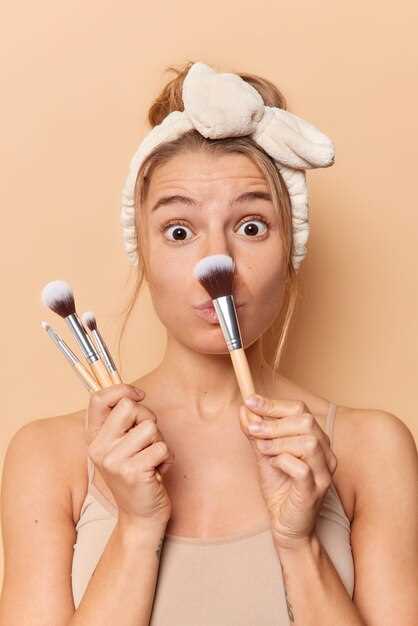 Измените форму носа с помощью кисти для макияжа