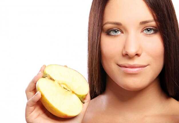 Яблочный уксус для лица: состав, способы применения и польза для ухода за кожей